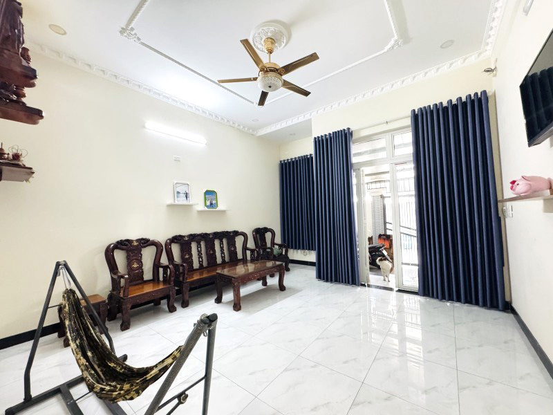 Ngộp Bán Gấp Mặt Tiền Nhà 2 Tầng – 122m² – Gần BV Thủ Đức – Đường Xe Tải – Giá Tốt Chỉ 6.59 Tỷ! - Ảnh 3